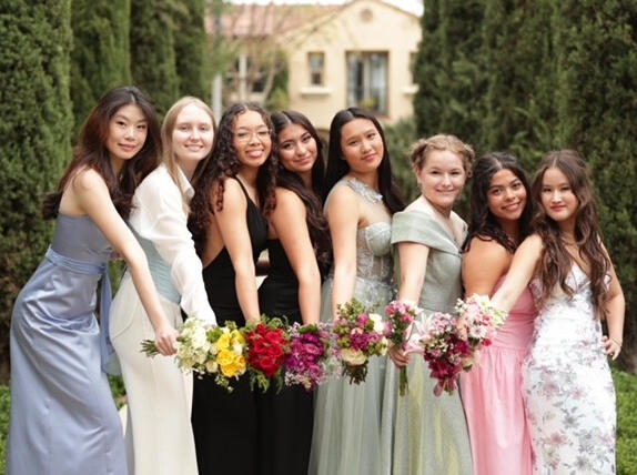 Tayla &amp; Friends at the Senior Prom