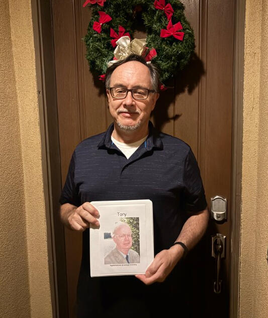 Unfortunately, we also lost two dear relatives this year in addition to my father: my aunt Bini Buikema and my uncle Tony Koetsier. We miss them dearly.